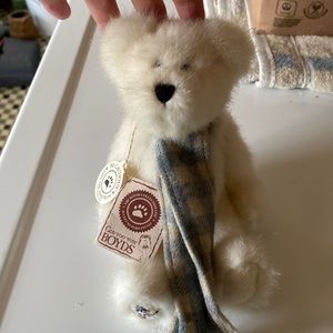 Vintage Genuine Boyds Bear: Shivers Snowbeary